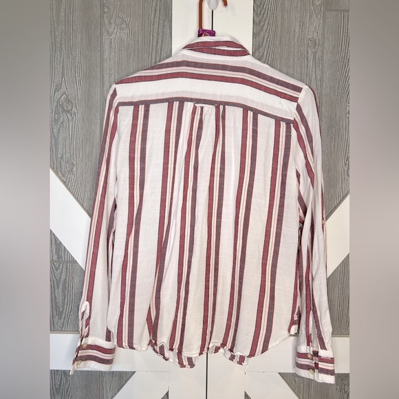 293. LOFT Ladies Striped Shirt - Red and White Small - Picture 3 of 5
